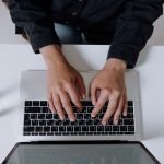 Literary Analysis Essay – A Complete Guide For University Students