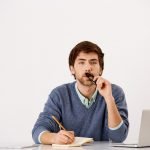 7 Reasons Why Students Should Use Professional Assignment Help